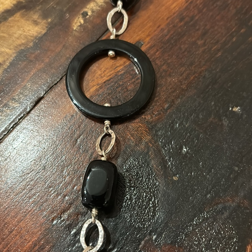 Silver (925 Sterling) and Onyx Circle Necklace - Picture 3 of 6